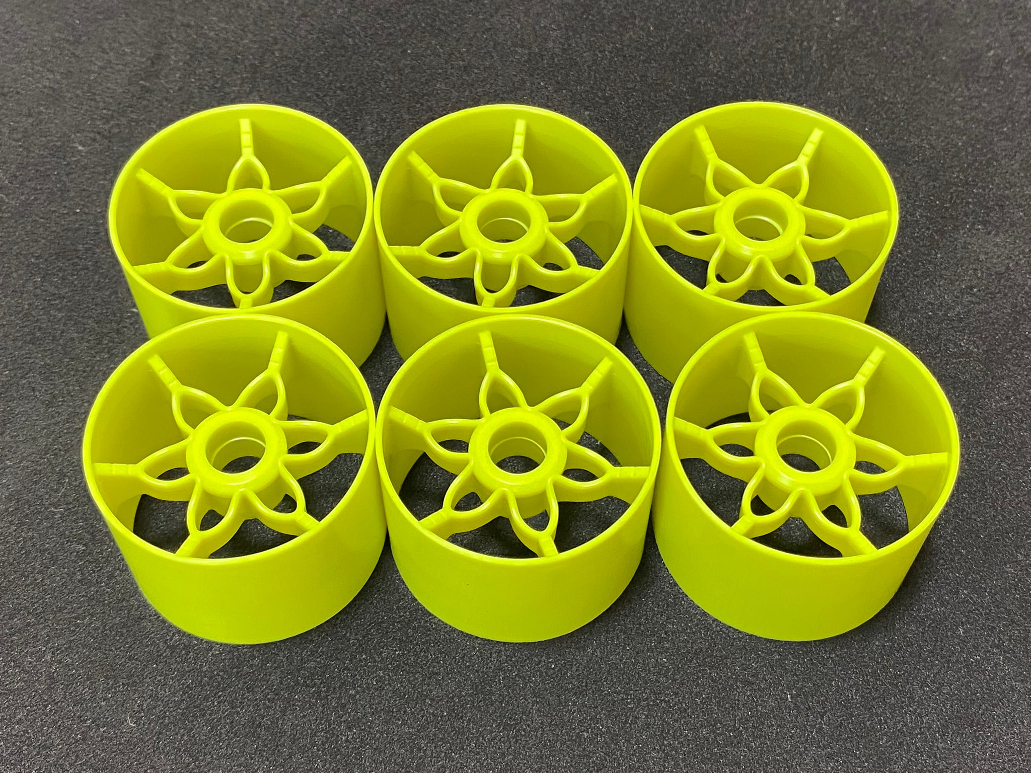 YM-002 : Yokomo Yellow Front Wheel (6 pcs) – SRF ONLINE STORE