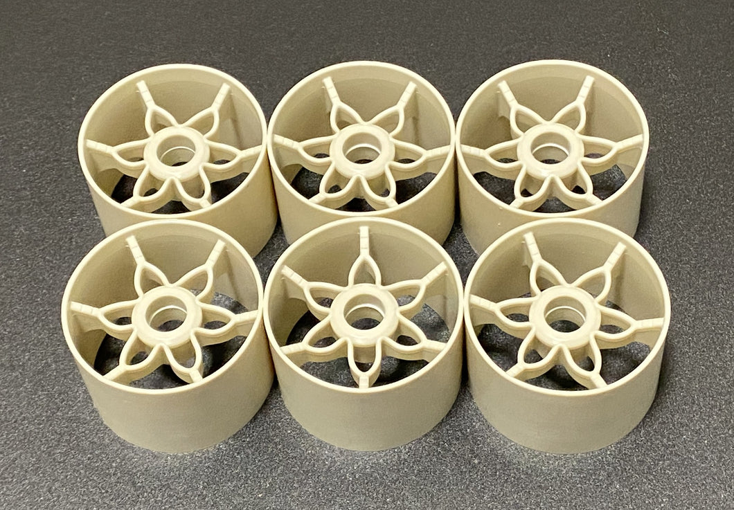 YM-004 : Yokomo Grey Front Wheel (6 pcs)